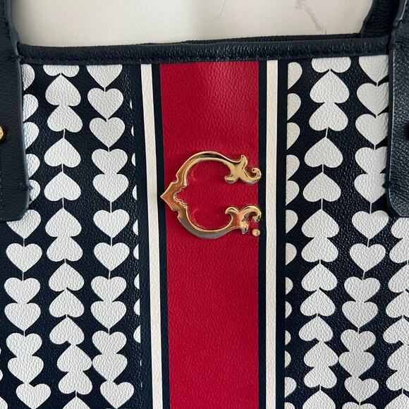 C. Wonder Signature Tote with Shoulder Straps - Picture 4 of 11